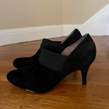 Taryn Rose Suede Heels