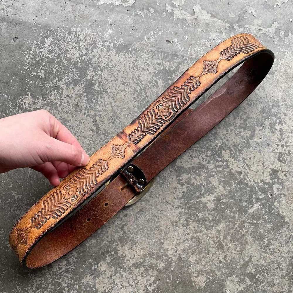 Vintage vintage tooled leather belt - image 1