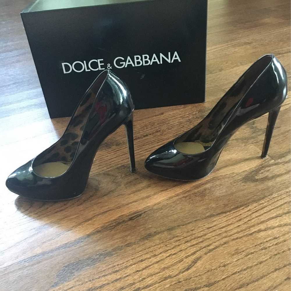 Dolce and Gabbana black heels - image 4