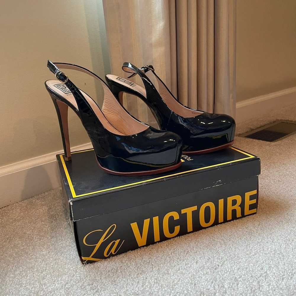 Pour La Victoire Aria Black  Pumps - image 1