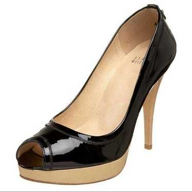 Stuart Weitzman Avignon Patent Pump Peep