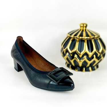 Hispanitas Black Leather Omega Pump Size 6 - image 1