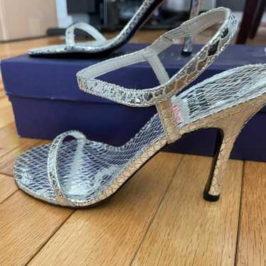 Stuart Weitzman Silver Serpent Heels Sz6 - image 1