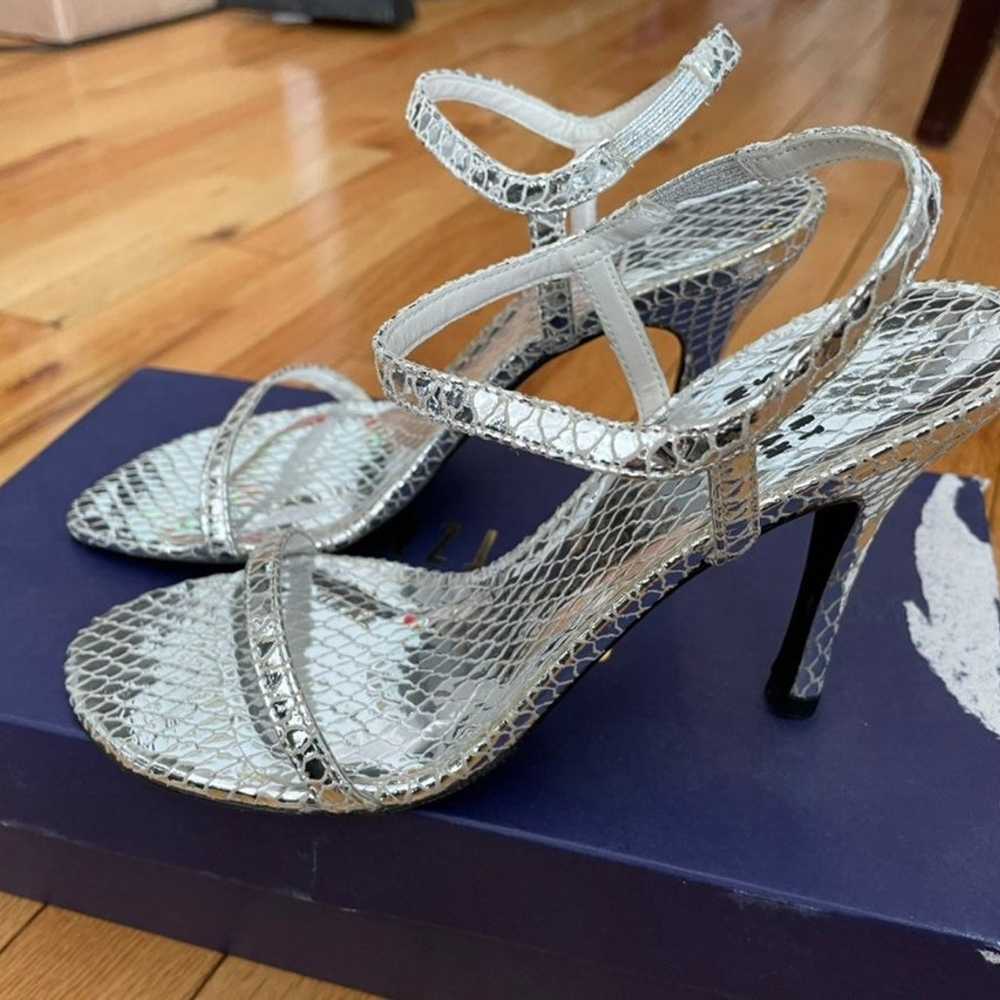 Stuart Weitzman Silver Serpent Heels Sz6 - image 3