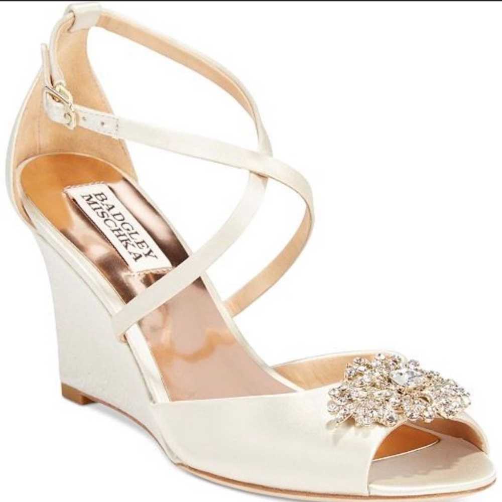 badgley mischka shoes - image 3