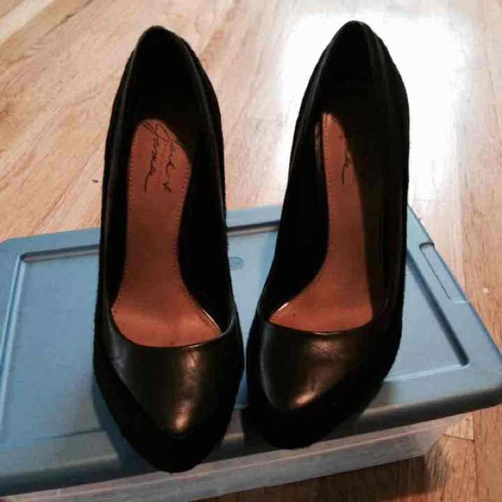 Badgley Mischka heels, size 7.5 - image 4
