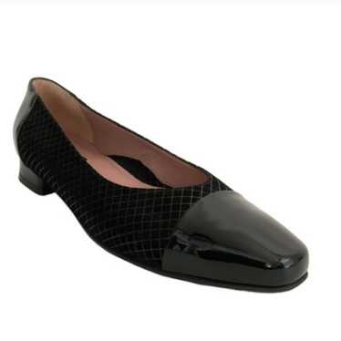 BEAUTIFEEL KAREN black leather cap toe low heel fl