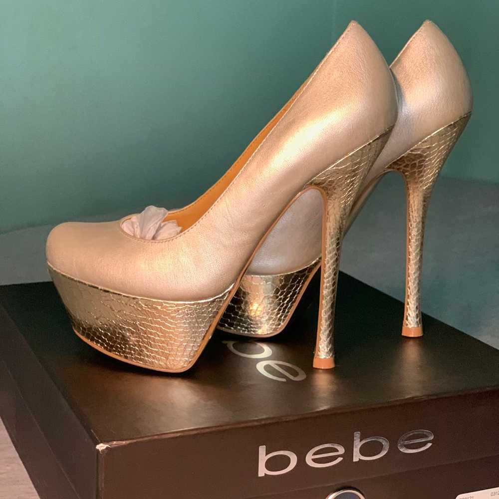 bebe heels size 6 - image 4