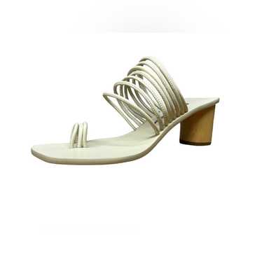 AMMONDE ATLEIR Alessandra block heel in ivory