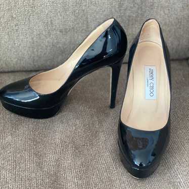 black patent leather pumps - image 1