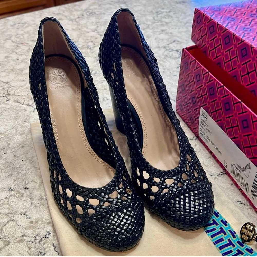 Tory Burch grove woven pumps. Size 8.5 - image 1