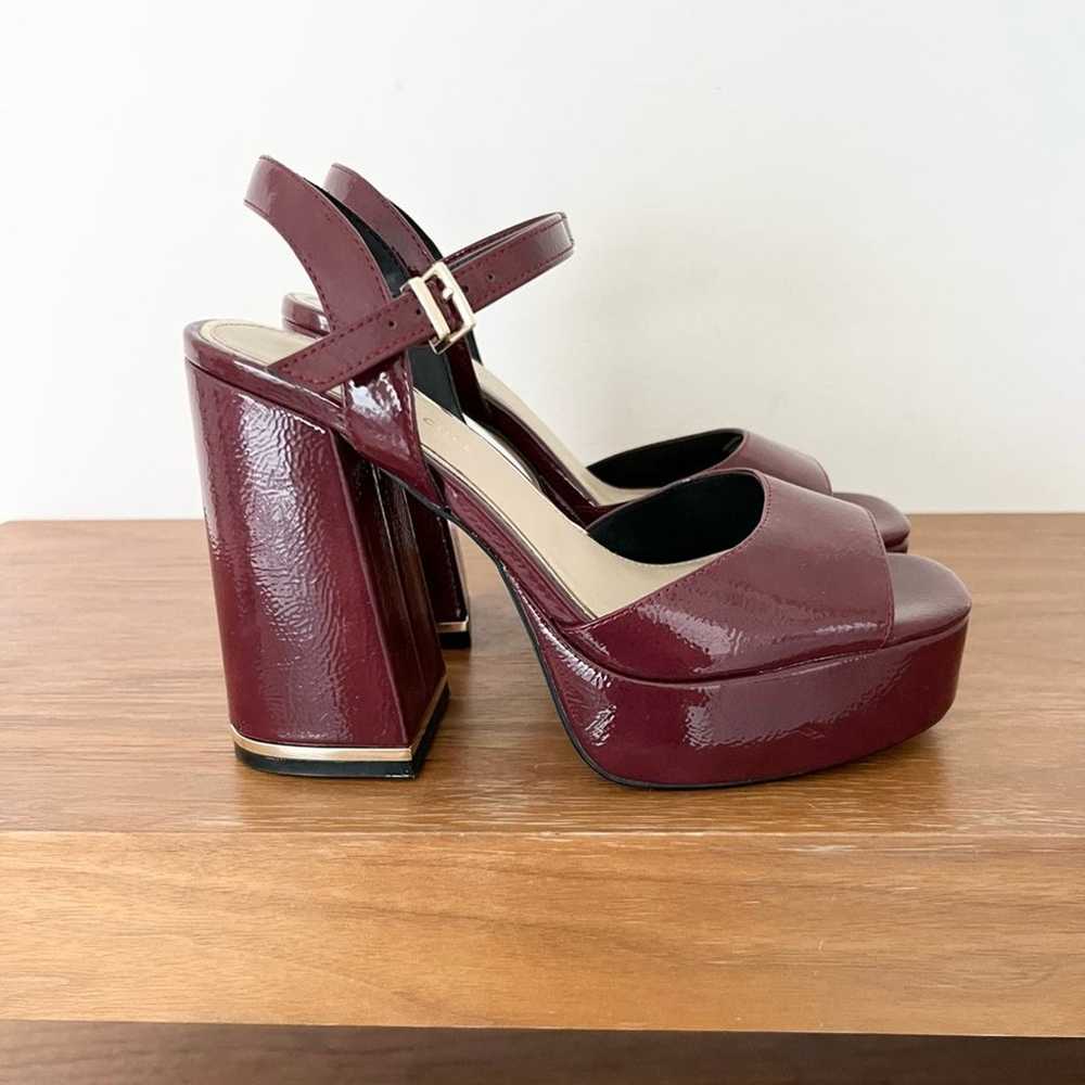 Kenneth Cole dolly platform sandals burgundy size… - image 2