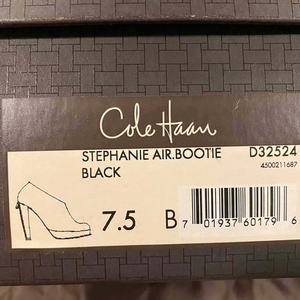 Cole Haan shoes for woman size 7.5 - image 9