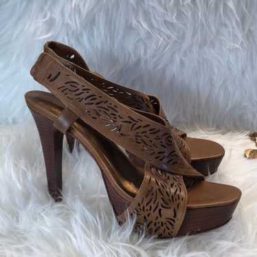 Diane Von brown laser cut IRIS heels - image 1