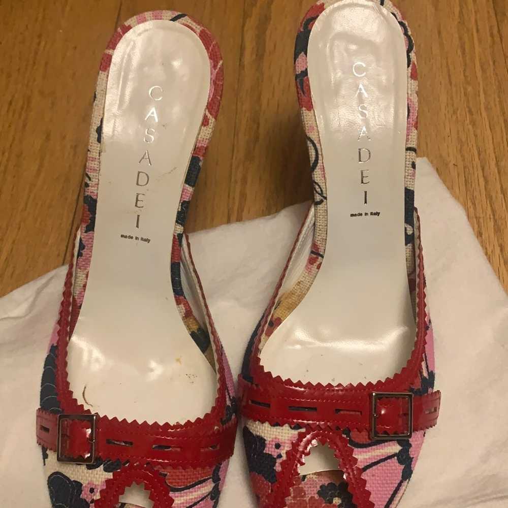 Like New Made in Italy Casadei slip-on kitten Hee… - image 1