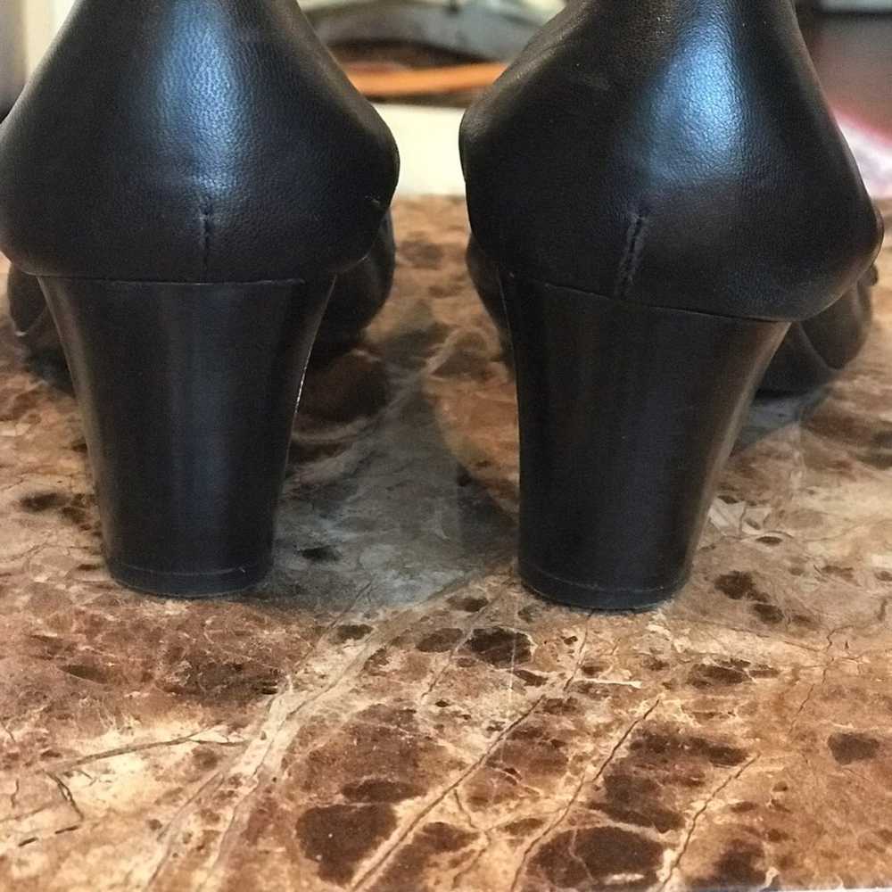 AGL Black leather pump, size 41.5 - image 3