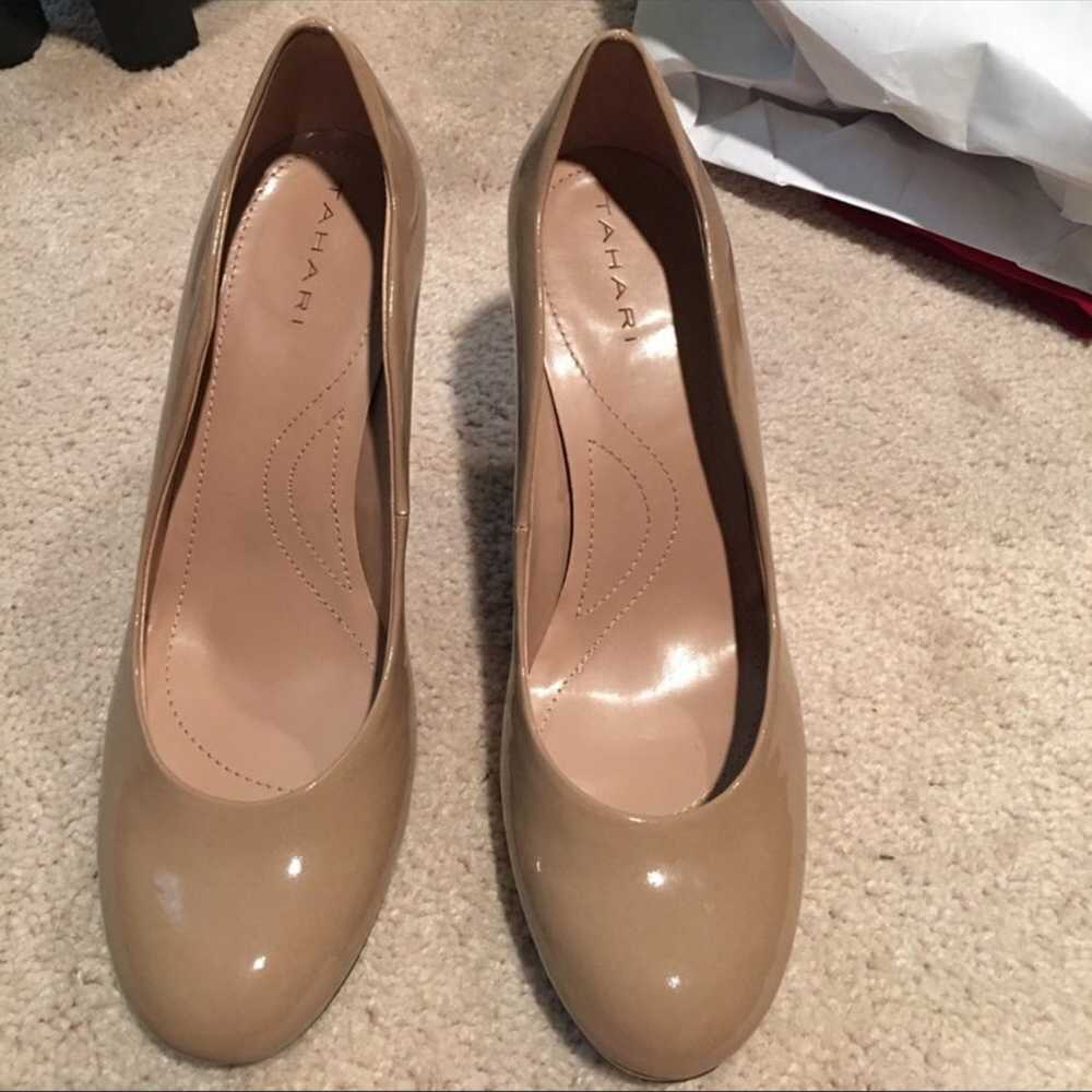 Tahari nude heels - image 1