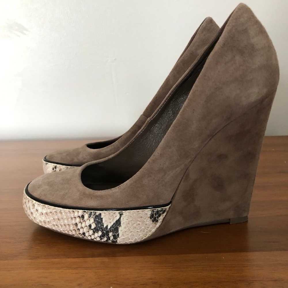 Tory Burch Sandra Suede & Snake Print Wedge Heels… - image 2