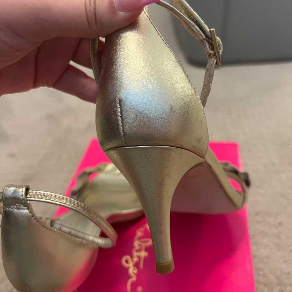 Lilly Pulitzer Gold Metallic Carly Sandal Size 6.5 - image 5