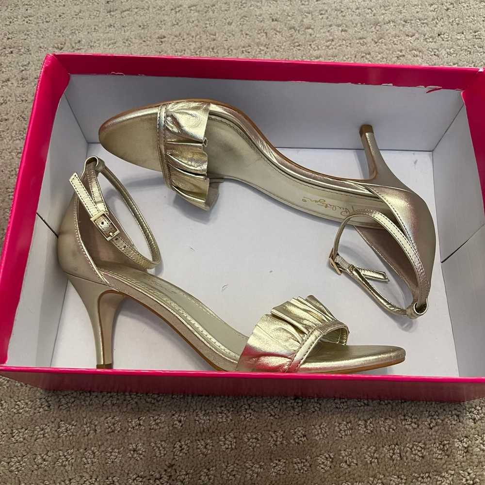 Lilly Pulitzer Gold Metallic Carly Sandal Size 6.5 - image 8