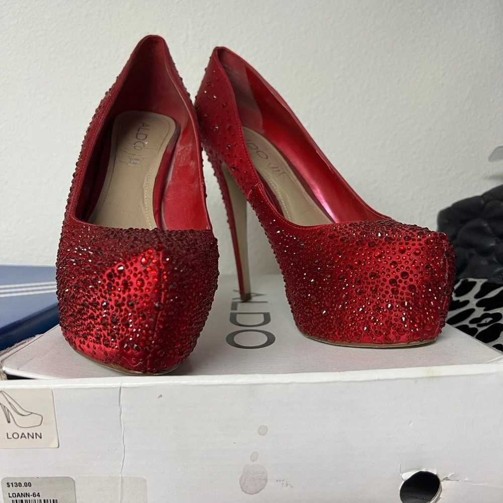 Women’s Heels size 9 - image 3