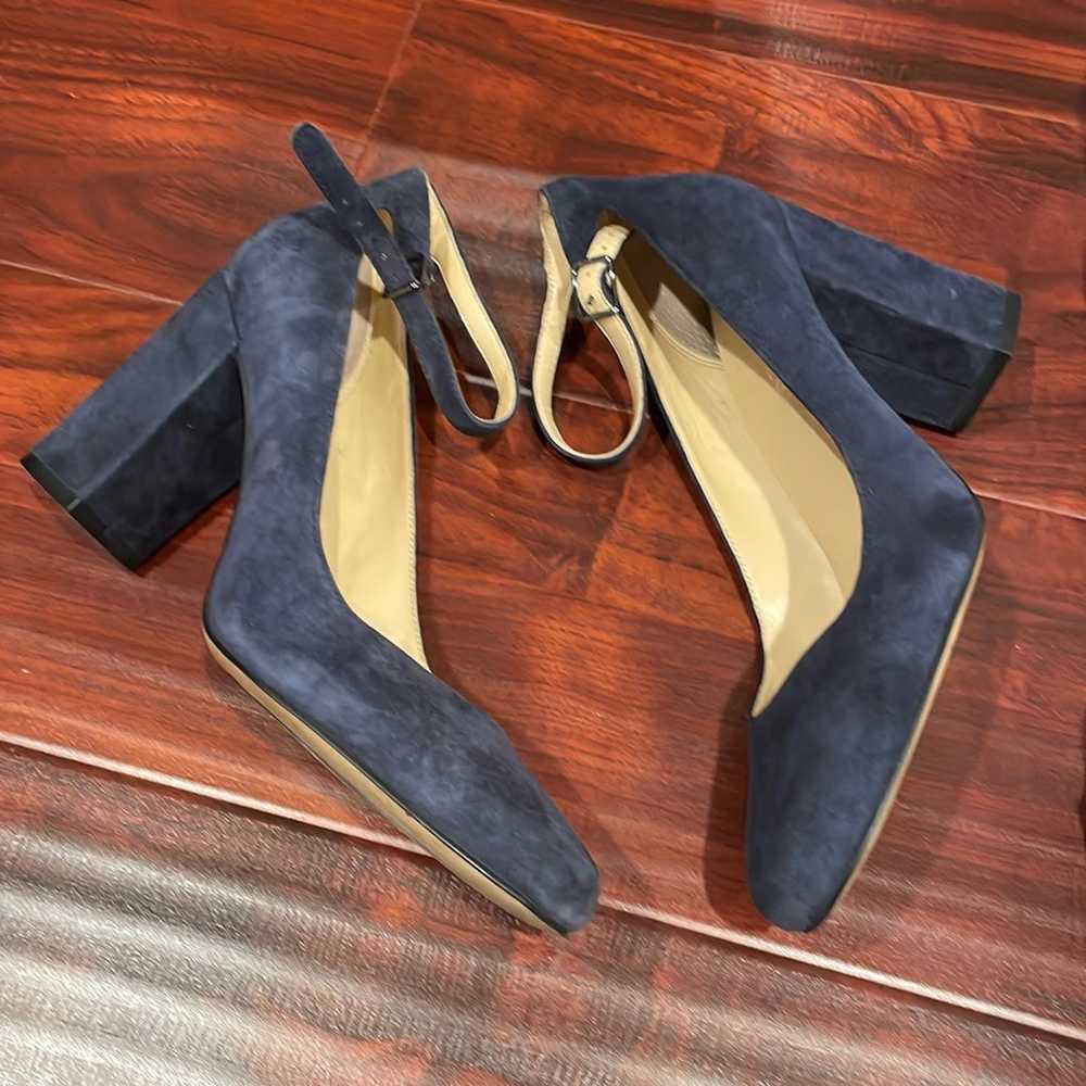 Womens Ivanka Trump suede blue heels size 8 - image 2