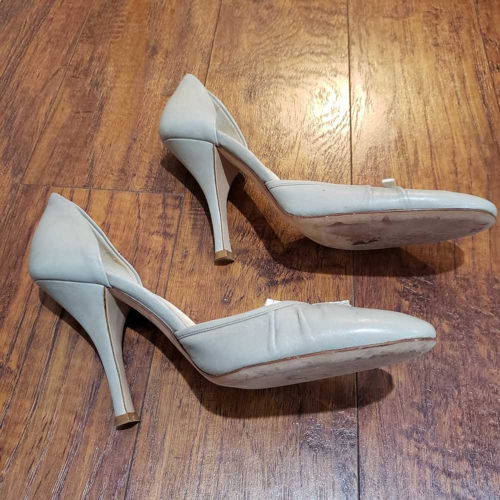 PRADA GREY taupe LEATHER PUMPS W/ GROSGRAIN BOW s… - image 6