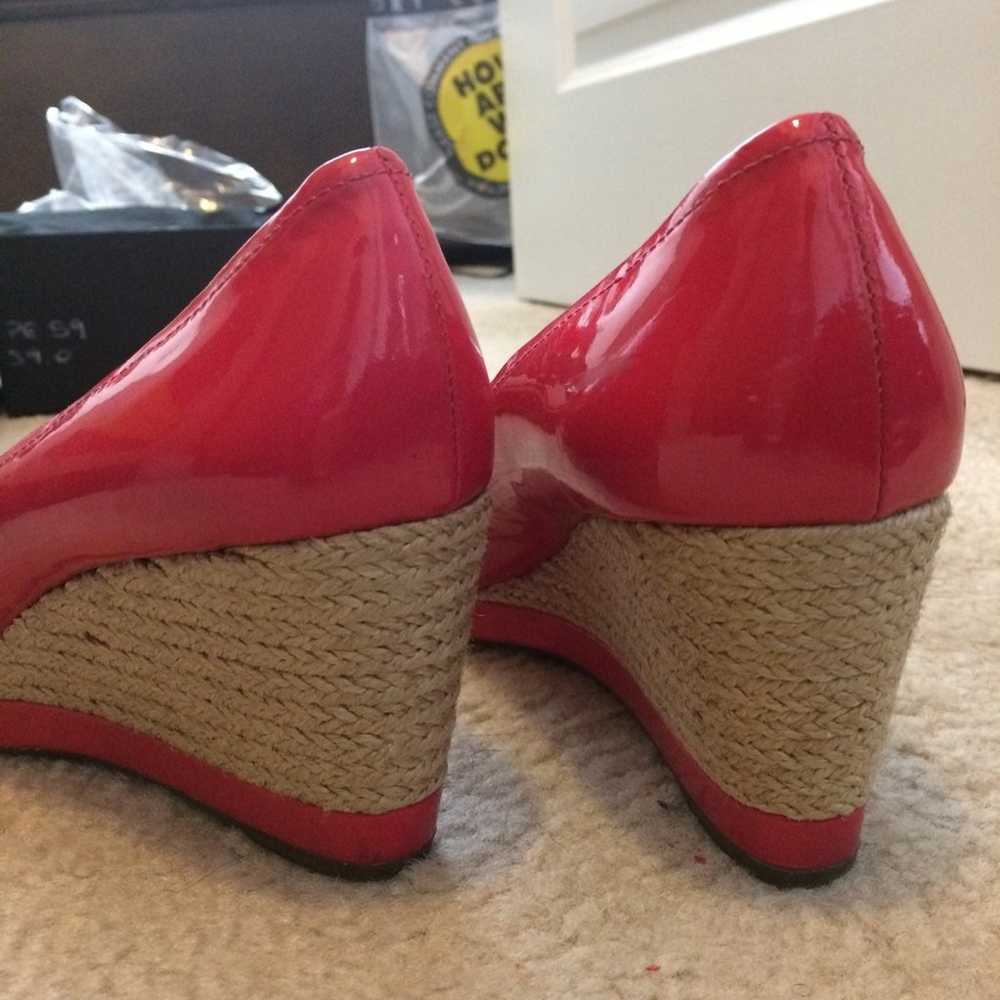 Prada patent pink wedge shoes. Italian s - image 3