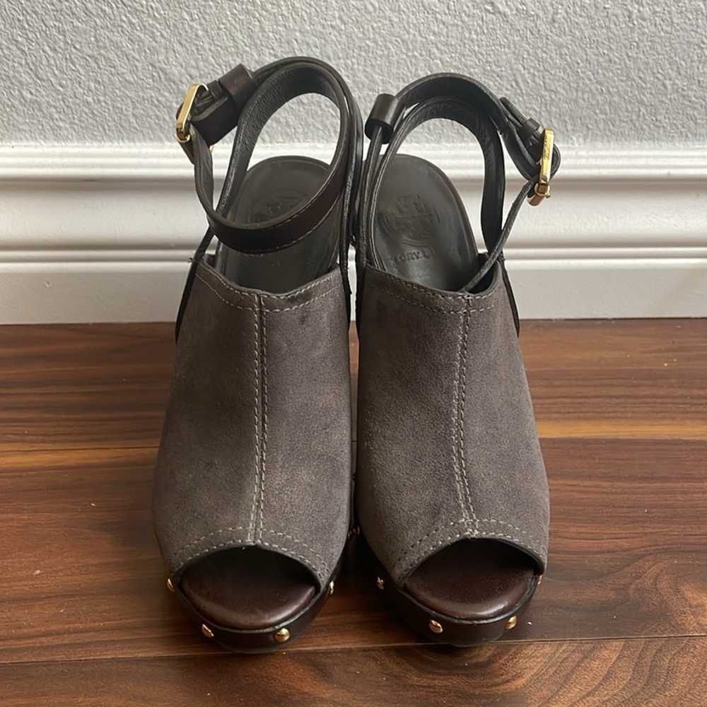 Tory Burch Bilson Clog Sandals size 5.5 - image 3
