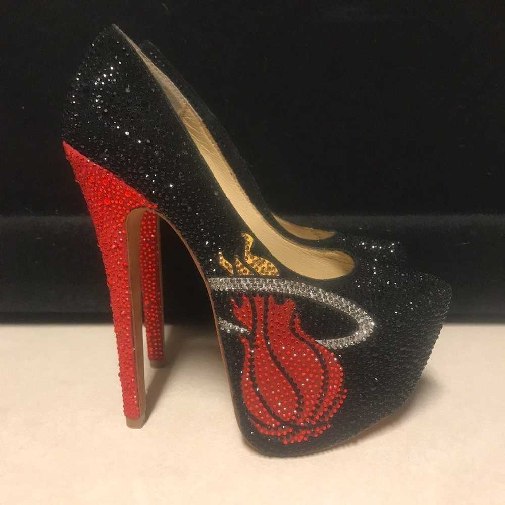 Herstar Miami Heat limited edition cryst - image 4