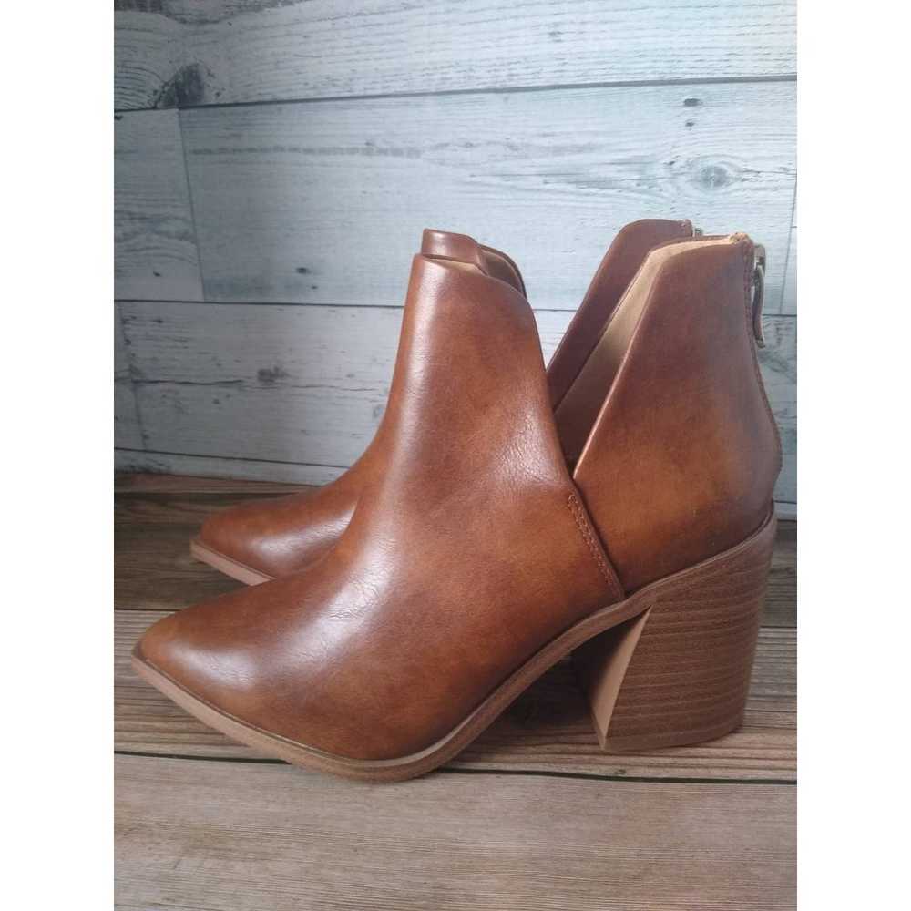 Pointy Toe Camel Block Heel Booties-Get ready for… - image 3