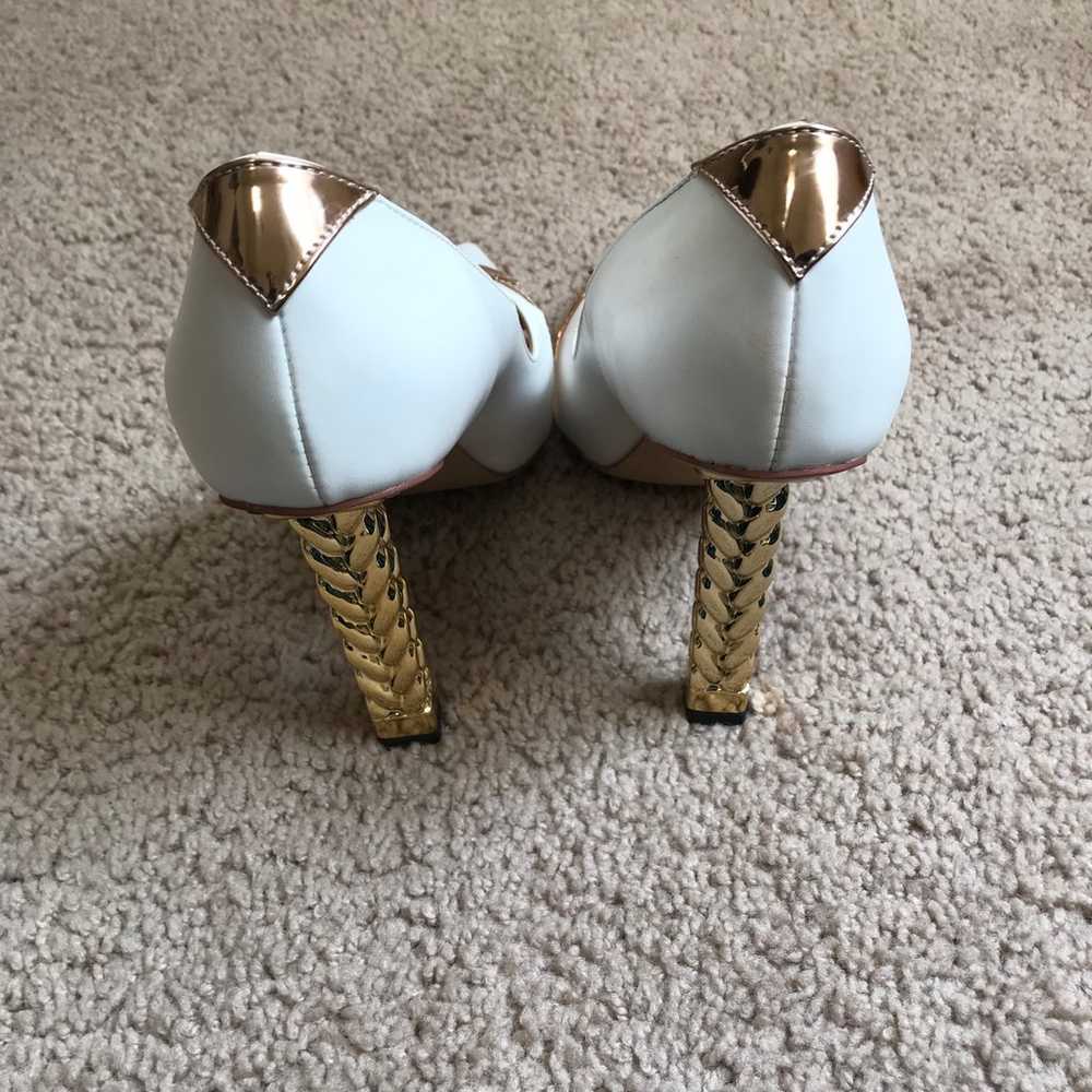 FSJ White and Gold Pointy Toe Heel Shoe - image 6