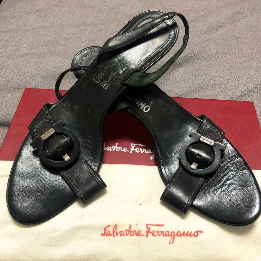 $135 SALVATORE FERRAGAMO KITTEN HEELED S - image 2