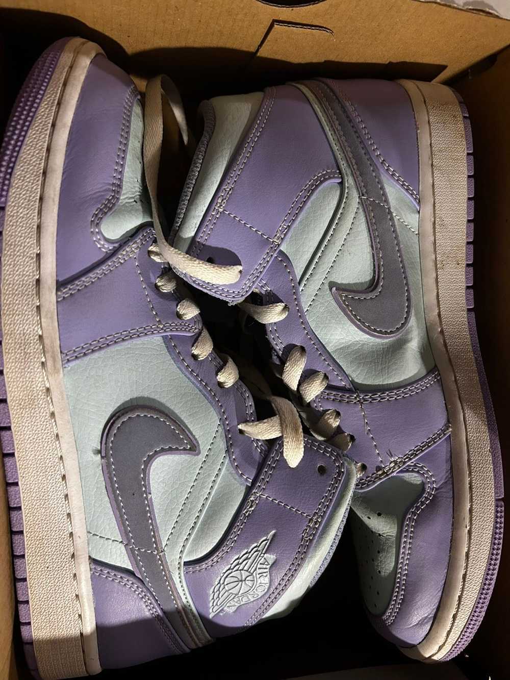 Jordan Brand × Nike Air Jordan 1 Mid “Purple Puls… - image 2