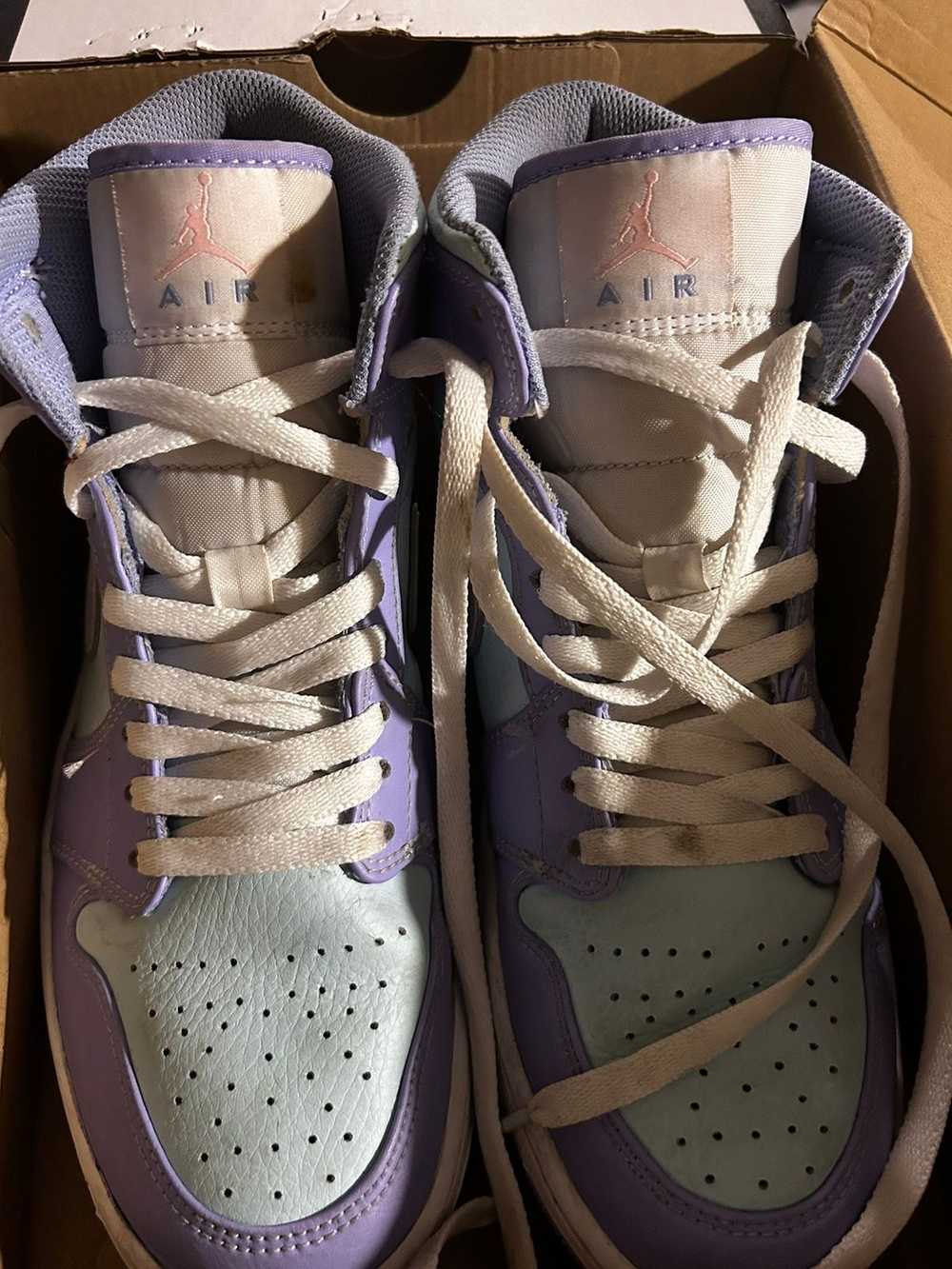 Jordan Brand × Nike Air Jordan 1 Mid “Purple Puls… - image 3