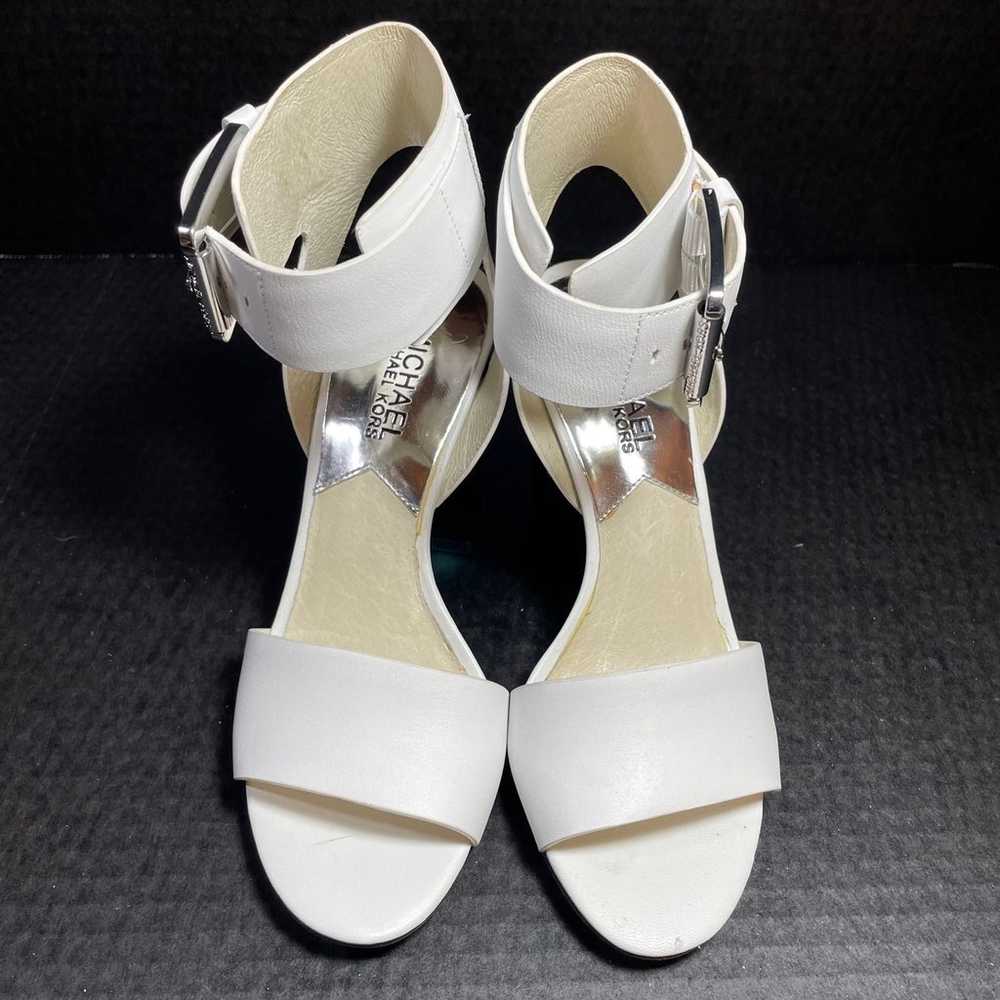 Michael Kors White Leather 4” heeled sandal 5.5M … - image 2