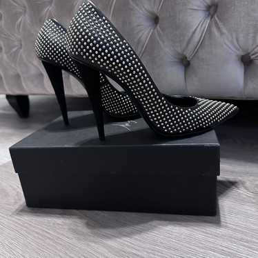 Black and gold Giuseppe Zanotti heels