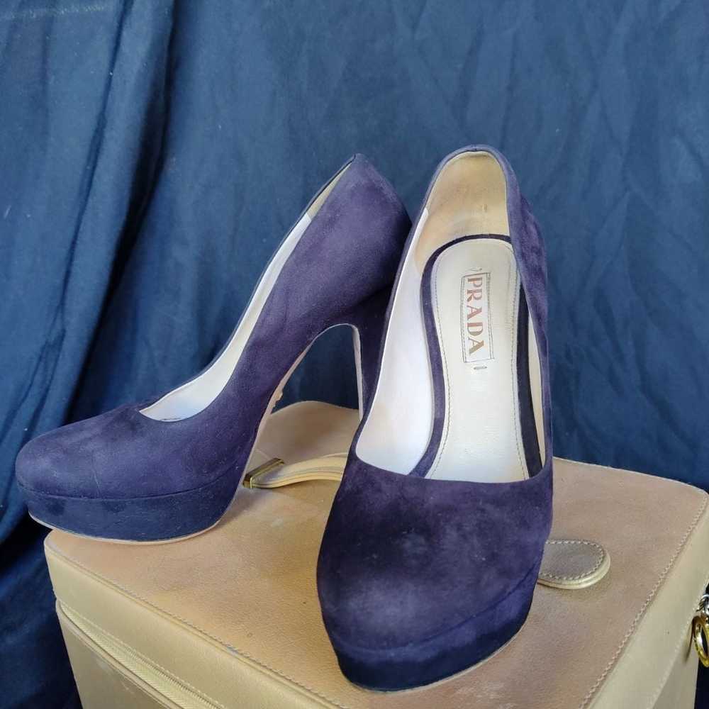 PRADA purple suede pumps size 37 - image 3