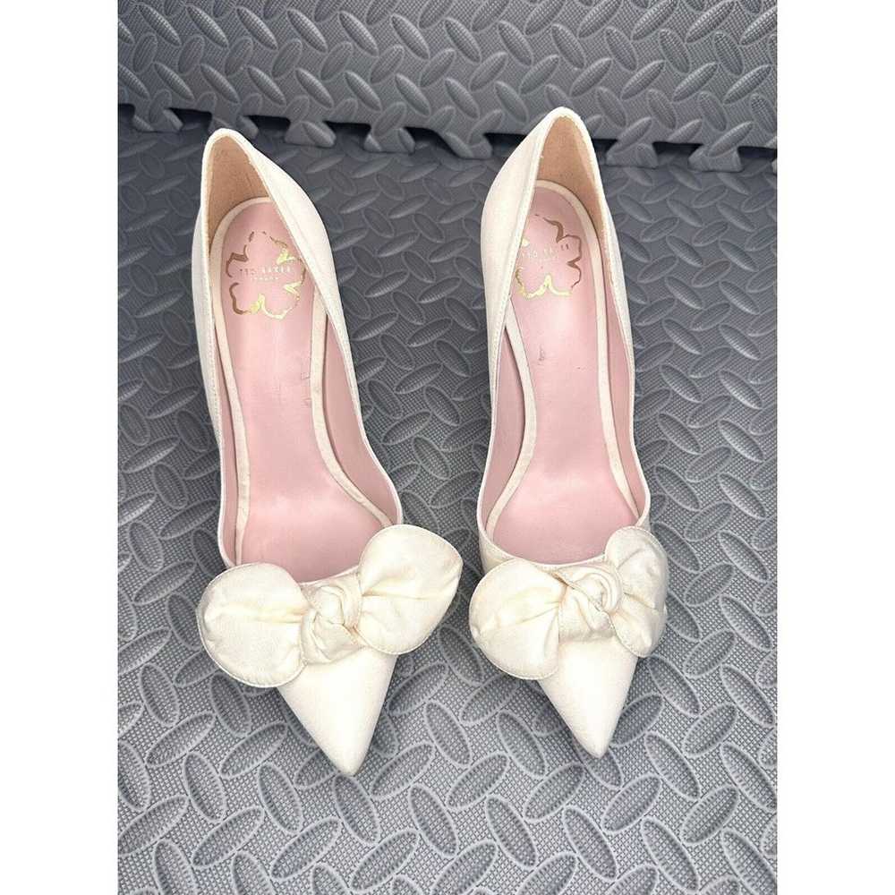 Ted Baker London Hyana Ivory Moire Satin bow poin… - image 2