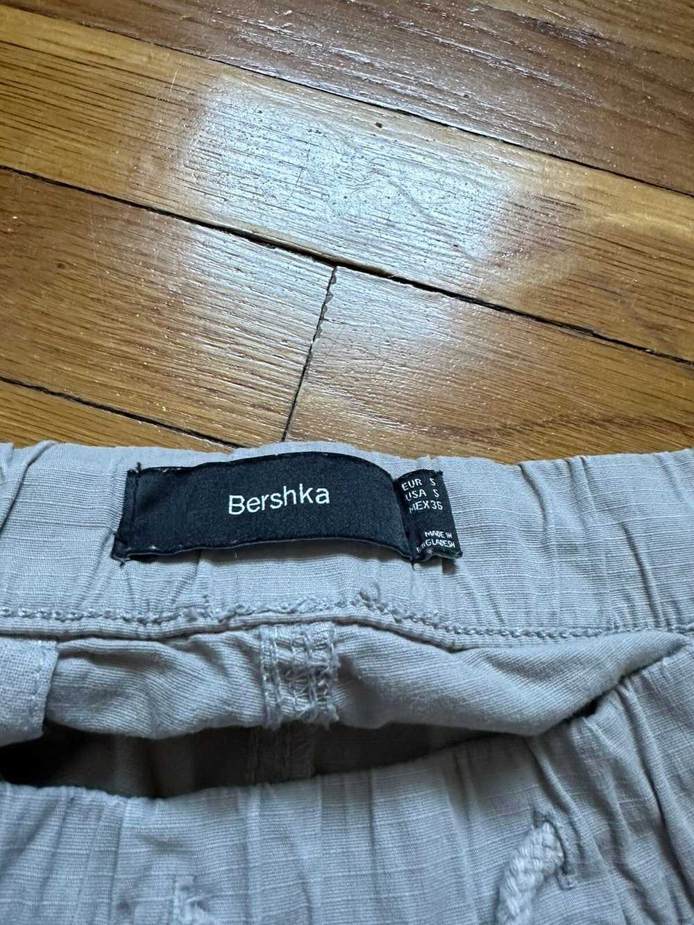 Bershka Bershka Grey Cargo Pants - image 3
