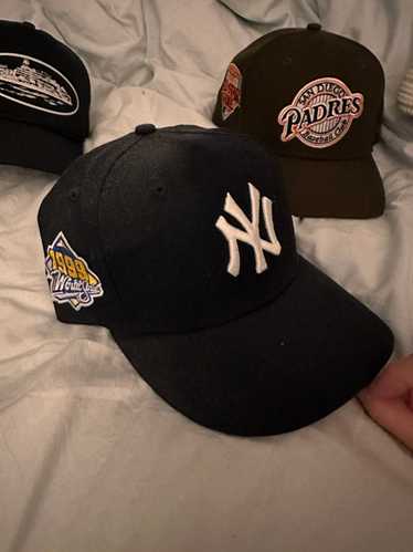 New Era Yankees Fitted Pink UV 7 1/2 - image 1