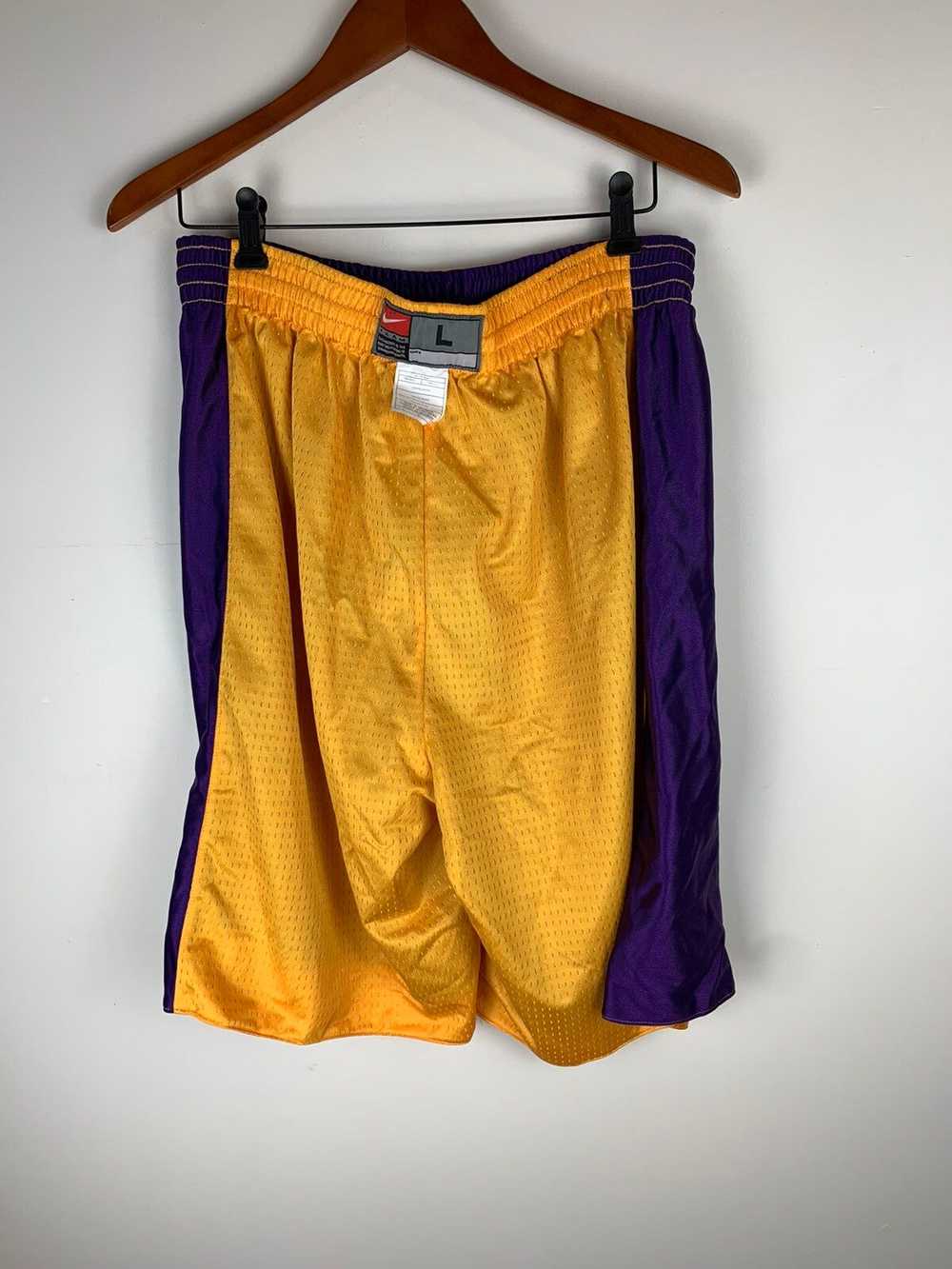 Lakers × Nike × Vintage Vintage Nike LA Lakers Re… - image 6