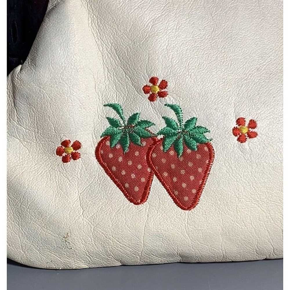 Vtg La Regale Ltd. Clutch Purse w/Embroidered Str… - image 3