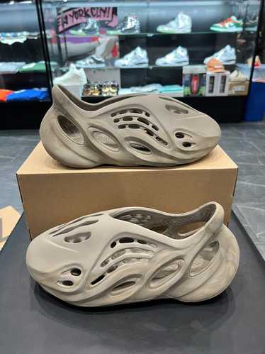 Adidas Yeezy Foam Runner Stone Sage