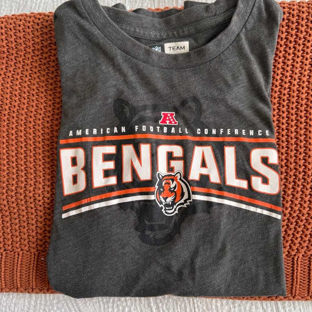 Cincinnati Bengals T-Shirt, NFL Apparel, Men’s Sm… - image 3