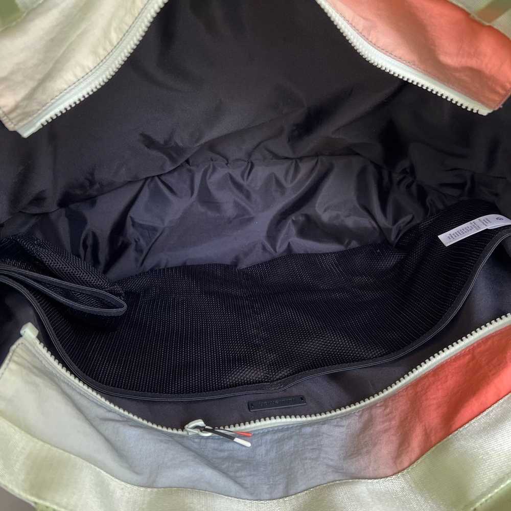 Lululemon X Madhappy Clean Lines Tote Bag 22L Lim… - image 12