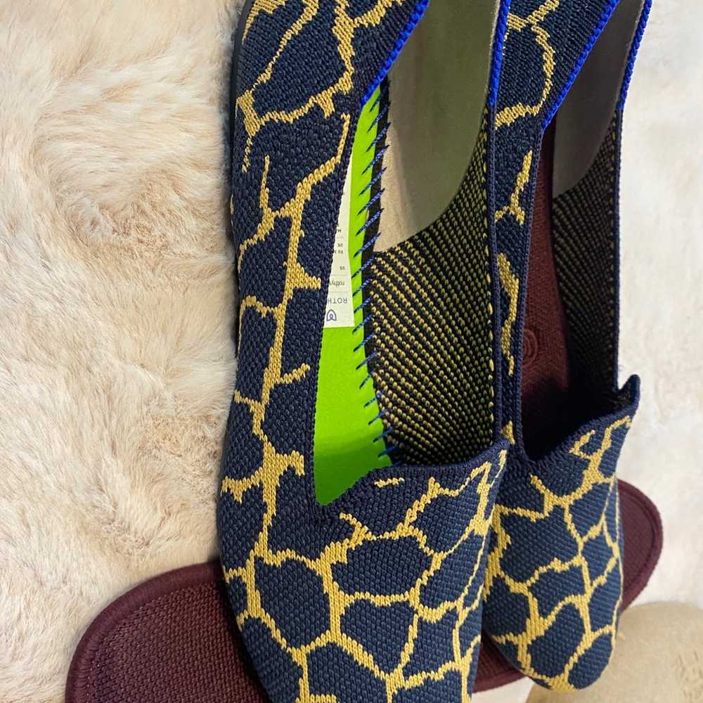 Rothy’s Giraffe Loafers- Navy - image 3