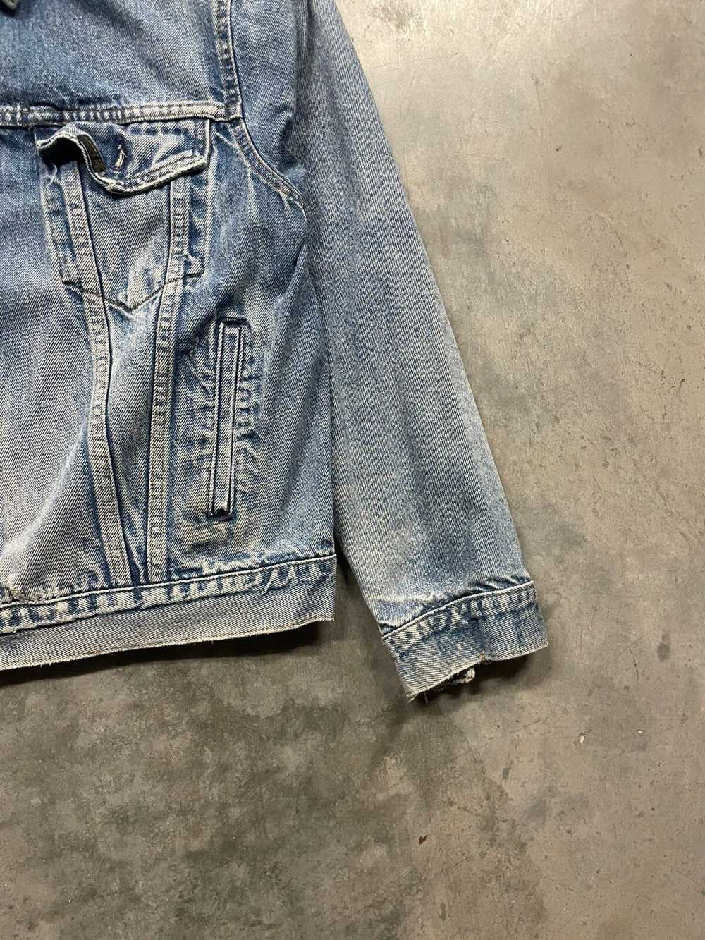 Vintage Vintage Distressed Denim Trucker Jacket - image 3