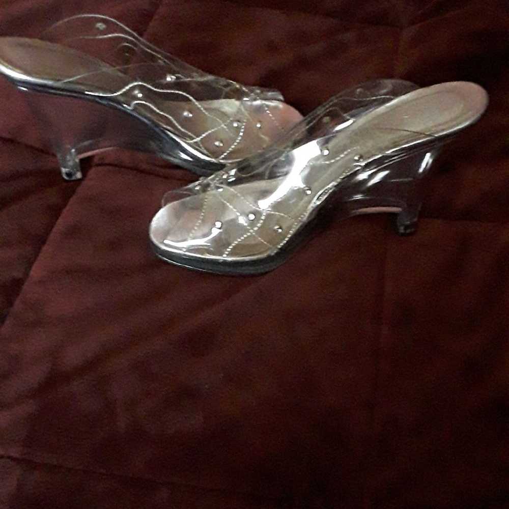 womens shoes size 8 - image 2