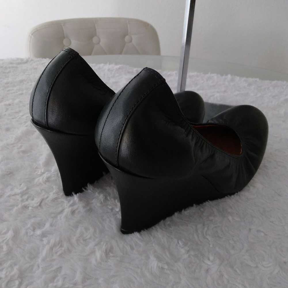 Lanvin wedge heel pumps sz 39 1/2, 8 1/2 - image 3